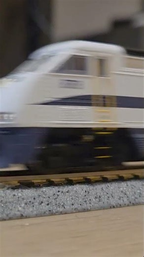 N Scale Metrolink