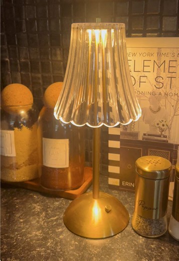 This lamp is so cute and bright 🥹🌸 #fyp #tiktokmademebuyit #lamp #tiktokbuy #decor