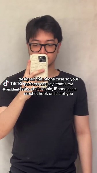 Crochet Phone Case Tutorial: Create Your Own Iconic Design