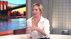 #BREAKING | Watch as the 4.8 magnitude earthquake causes the cameras to shake during this morning’s broadcast of New York Living. Read more: https://pix11.com/news/local-news/earthquake-shakes-nyc-area/ | PIX11