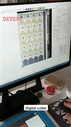 carpet floor mat cutting machine#carpetcutting #fabriccutting #oscillatingknifecuttingmachine #digitalcutter #cuttingmachine #factory #CNC #follow #tiktok #magnetcutting