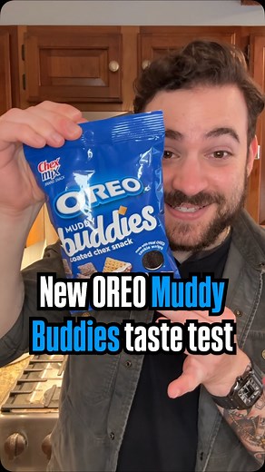 New OREO Chex Mix Muddy Buddies are releasing right now and we’ve got samples for an early taste test thanks to General Mills! You might be thinking “Zach, Cookies & Cream Muddy Buddies are nothing new”, but I assure you dear watcher that this OREO version is indeed a different variation. The key changes are less powdered sugar plus actual OREO wafer pieces. Both are good, but which one’s better? Are you excited for the new OREO Chex Mix Muddy Buddies? #foodstagram #oreo #chexmix #muddybuddies #