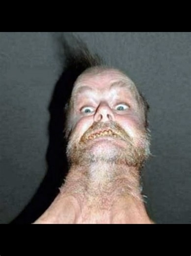 “When your face updates but the download corrupts.” | instagram facetune update