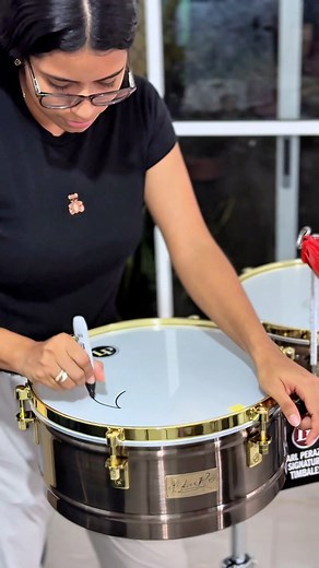 62K views · 1.5K reactions | Cliente feliz con sus nuevos timbales Si tú también quieres mejorar tu sonido, ¡yo te asesoro para elegir el instrumento ideal! 論 +52 922 186 9859 Envios solo dentro de Mexico  Venta de instrumentos  Asesorías personalizadas Envíos a todo México Toca con pasión. Compra con confianza | Jocabed Abrajan | Facebook