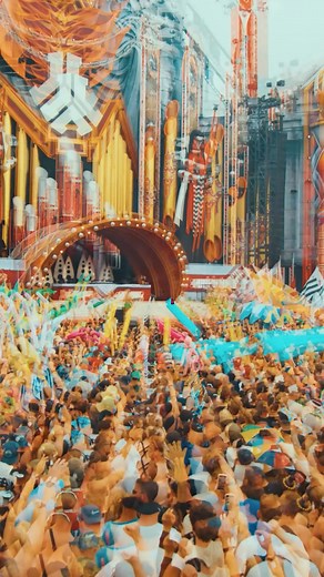 Sound Rush & HBz revive the madness with their hardstyle take on the summer classic ‘Coco Jamboo’. This POWER HOUR favorite is out now on Defqon.1 Records! Light up your skies and feel the sunshine again by streaming it via: dq1records.lnk.to/DQ051-CocoJamboo! 😎🌴 #defqon1 #powerhour | Defqon.1