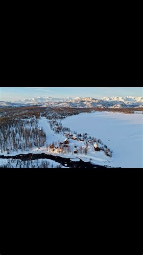 Deep snow at the lodge and even more in the Tordrillos — conditions are stacking week-after-week. This is what prime snow looks like, and limited seats still exist! 👉 Book now while the window is open. DM us or click link in bio for booking options. #tordrillomountainlodge #luxurytravel #luxuryadventure #heliskialaska #heliadventure | Tordrillo Mountain Lodge