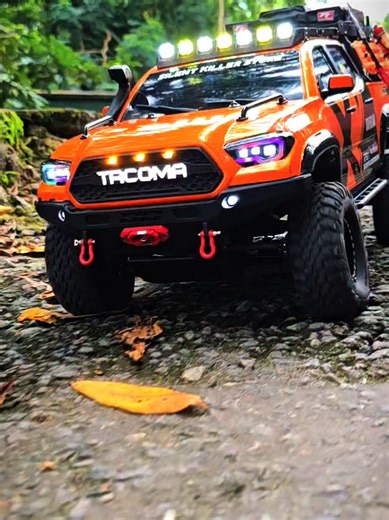 Toyota Tacoma RC Crawler Overview