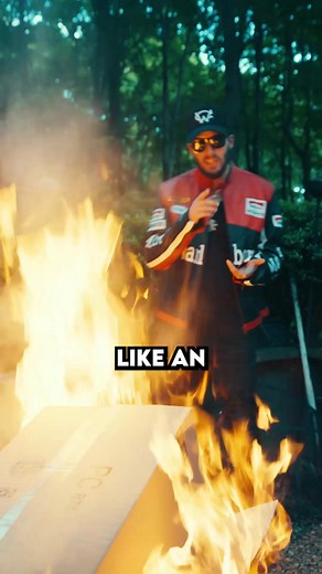 “You could spot a fire by watchin the Spotifiers” SONG : Chris Webby - Burn feat. @LOCKSMITH & @Apathy (2021) #ChrisWebby #WebbyWednesday #IndependentArtist #UndergroundHiphop #LastWednesday