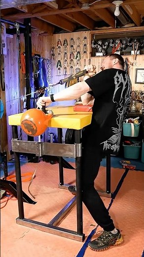 Yves Gravelle using motorized flywheel by Exerfly for arm wrestling #flywheeltraining #armwrestling