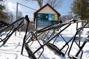 Northern Michigan resort auctions off vintage ski lift chairs for charity