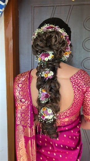 Niki Kachari on Instagram: "GORGEOUS BRIDE 🌸 @shilparai_makeupartist"