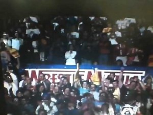 Hulk hogan VS SGT. Slaughter WWF Championship Wrestlemania Hightlights