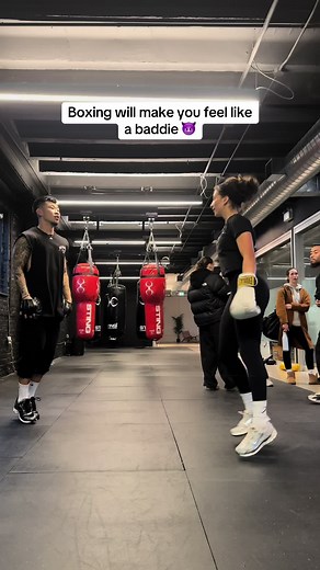 Feel Empowered with Boxing: Training Tips & Outfits for Women