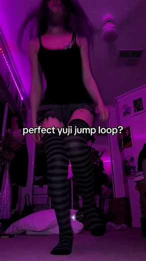 it is so much harder to jump in big heels and i’ve been humbled #fyp #viral #anime #jujutsukaisen #yujiitadori