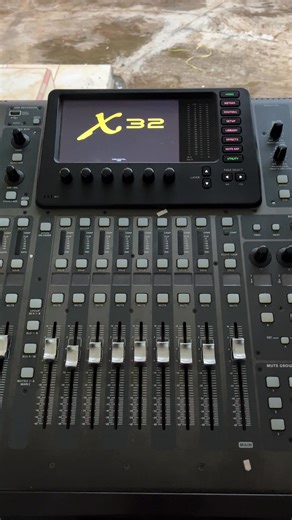 117K views · 1.4K reactions | Menghidupkan mixer X32 #damalasaudio #damalasvlog #damalasproduction #damalassoundsystem #x32 #behringerx32 #behringer | Damalas_production | Facebook