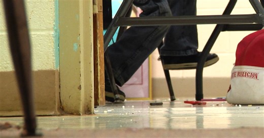 High school cellphone ban advances at State Capitol