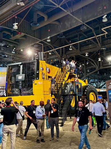 79K views · 1.2K reactions | The @catmining@caterpillarinc...