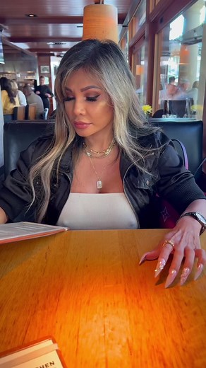 Don’t Be Regular 🥂💕🥂 Www.Conniesfashionvault.Com #connieelizabeth #fyp #conniesfashionvault @connieelizabethxoxo