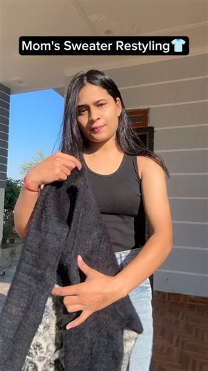 2 Easy Ways to Style Your Mom’s Sweater 👗✨ | Fashion Hack #shorts_video