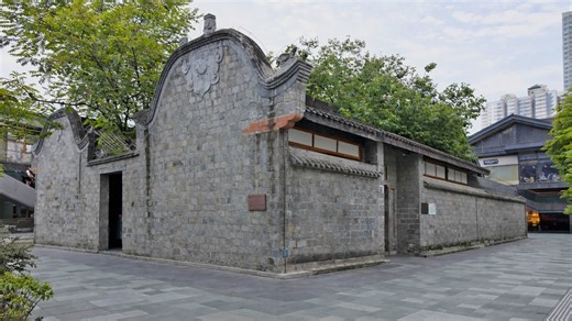 Διατηρητέα ιστορικά κτίρια προσελκύουν επισκέπτες στην Κίνα