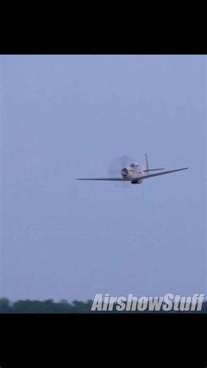 Mustang Monday Love the post Heritage Flight zoomies! The more Mustangs the better! EAA - The Spirit of Aviation AirVenture 2019 #p51mustang #p51 #mustang #eaaairventure #AirshowStuff | AirshowStuff