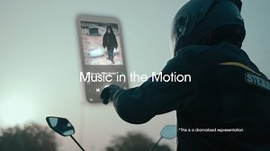 सभी राइडर्स 🏍️🔊के लिए स्टीलबर्ड लेकर आए हैं, best-in-class Bluetooth टेक्नोलॉजी के साथ 𝐒𝐭𝐞𝐞𝐥𝐛𝐢𝐫𝐝 𝐇𝐞𝐥𝐦𝐞𝐭𝐬 की wide range: - सीमलेस कनेक्टिविटी: 𝐁𝐥𝐮𝐞𝐭𝐨𝐨𝐭𝐡 5.2 EDR के साथ, 20 मीटर तक की रेंज में smooth pairing। - म्यूजिक ऑन-द-गो: Environmental 𝐍𝐨𝐢𝐬𝐞 𝐑𝐞𝐝𝐮𝐜𝐭𝐢𝐨𝐧 𝐓𝐞𝐜𝐡𝐧𝐨𝐥𝐨𝐠𝐲 के साथ high-quality sound। - हैंड्स-फ्री नेविगेशन और कॉल्स: Voice commands और एक𝐬𝐢𝐦𝐩𝐥𝐞 𝐛𝐮𝐭𝐭𝐨𝐧 𝐩𝐫𝐞𝐬𝐬 से 𝐜𝐚𝐥𝐥𝐬 𝐫𝐞𝐜𝐞𝐢𝐯𝐞/𝐫𝐞𝐣𝐞𝐜𝐭 करें। - बैटरी लाइफ और म