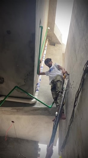 Hard work💁#electrician #electricianwork #worktime #pulambr #foryoupagе #viralvideotiktok #hadwork #pulamber #work #taradingvideo #pakistan #work #reposted