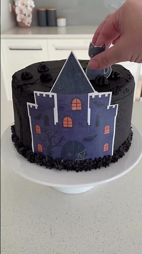 How to make our Spooky Castle Cake Kit | ‪@bakebelieveau‬ #shorts