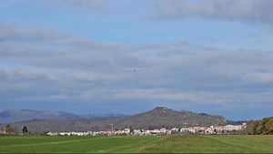 12K views · 264 reactions | #FESselflaunch The first ever self launches with a Ventus-3 FES are done拾 Congratulations Luka Žnidaršič and LZ design for this achievement  With a high landing gear and a more powerful FES-system they made it happen We are excited for the next steps! | Schempp-Hirth | Facebook