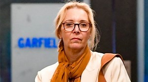 Lisa Kudrow makes rare public appearance months after Matthew Perry's death