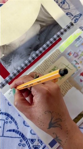 Cozy Daily Journaling with Paper Scraps | Slow Creative Routine, Art Journal & Analog Inspiration