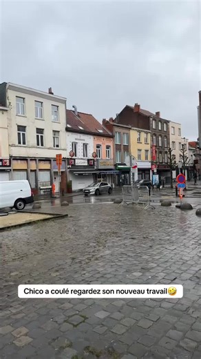 Chico commence un nouveau travail au snack Lindt