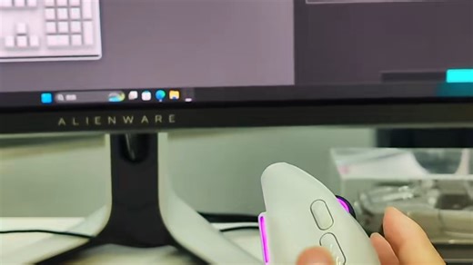 外星人（Alienware）AW610M 无线游戏鼠标 家用双模充电电竞鼠标 人体工学机械宏无线rgb高端外设