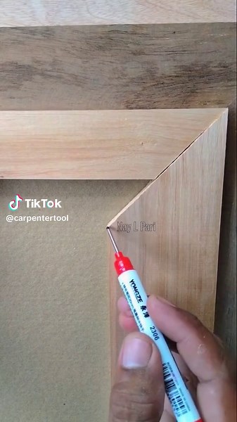 Tricks to match the corners of wood, which are different sizes #Woodworking #Creative #Carpenter #Skill #diy #woodworking #wood #woodproject #woodcarving #finewoodworking #carpenter #diy #art #woodwork #woodworkcommunity #woodcraft #tips #woodworkingideas #woodworkingproject