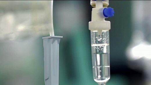 Adding stem cells to a kidney transplant could get patients off anti-rejection drugs, trial finds