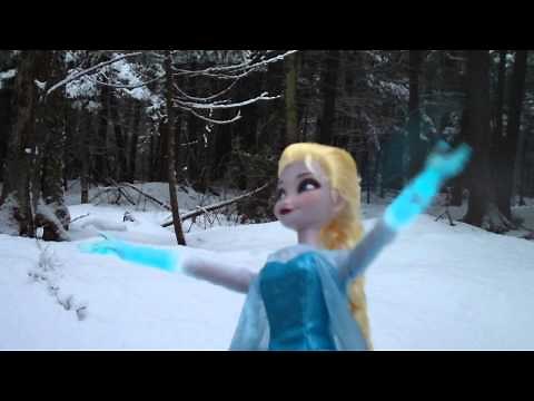 The Disney Store's Singing Elsa Doll