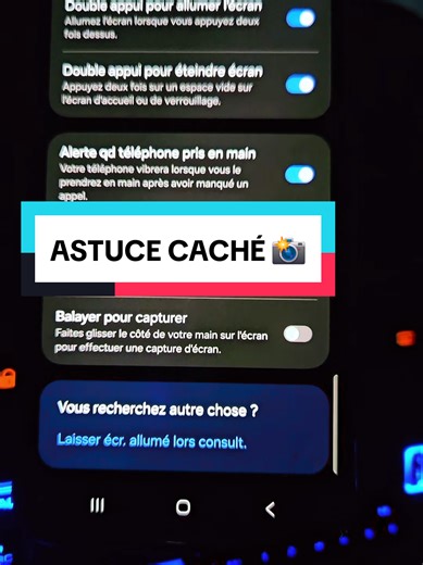 Je t'apprends à faire une capture d'écran en passant la main sur l'écran #astuce #astucetiktok #samsung