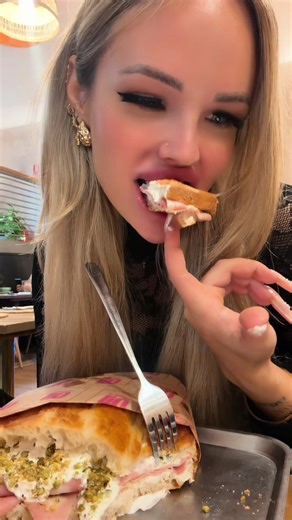 @Lio Schiacciata #foryou #olasz #nekedbe