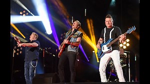 Rascal Flatts surprises bride and groom at wedding reception
