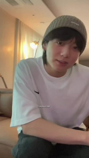 Jungkook en Vivo: Guitarra y Momentos Especiales