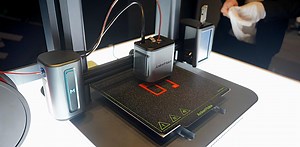 Ankerの｢家庭用｣高速3Dプリンター見てきたよ！ 出力の速度を動画でどうぞ