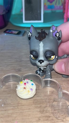 #lps #lpstiktok #lpstok #lpscollection #lpspopular #lpscustom #lpsmuser #lpscommunity #lpstube #meme #memes #memestiktok #littlestpetshop #toycollector #lpscustoms #toy #emo #kidcore #lpscollector