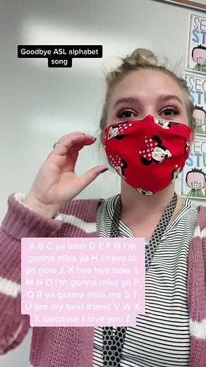 We do this sign language goodbye song everyday and they LOVE IT! #firstgrade #teachersof2020 #teachersoftiktok #ASL #teacher