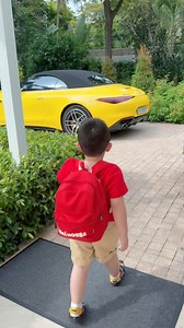 4.5M views · 65K reactions | Cảnh tượng ngày đầu tiên đi học trở lại của Gia Khang sau 1 tháng rưỡi nghỉ hè đây . Các cô thấy con có thương hem | Chang.TV | Facebook