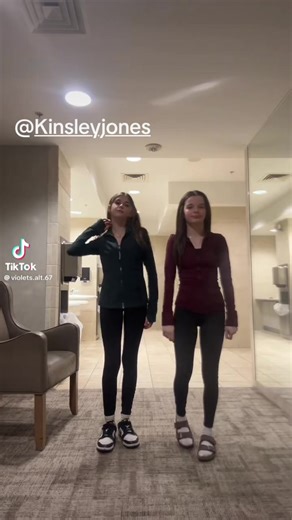 Ayy @Vi 🤍 #dance #like #xyzbca #fyp