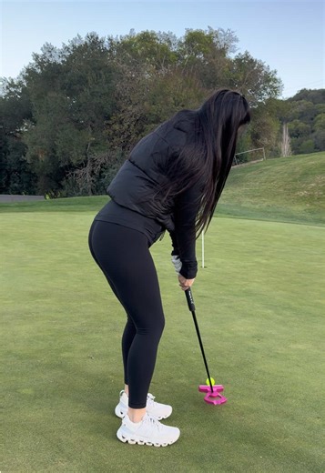 Come play a par 3 with me! ⛳️