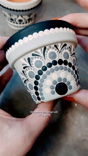【artshorts】ドットマンダラデザイン植木鉢 #ハンドペイント #素焼き鉢 #アクリル絵の具