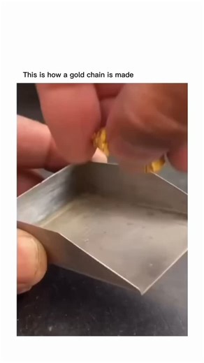 @explainingit26 on Instagram: "Making a gold chain is a process that combines artisanal precision with modern technology. It all begins with melting the gold, which is heated to over 1,000 °C and poured into molds to form ingots. These ingots are then rolled and transformed into fine wires through a process called drawing. The wires are cut into sections and shaped into links, which are interlocked one by one according to the desired design. Once assembled, the chain is soldered and polished to 