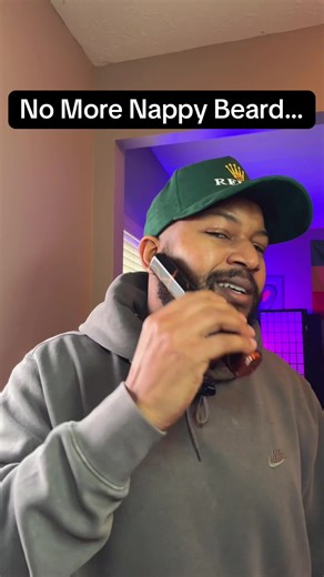 Heated Beard Comb for Effortless Beard Maintenance