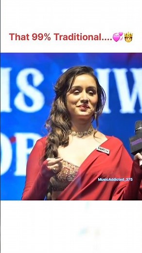 Shraddha Kapoor Looking Absolute Gorgeous In Saree 🥰✨ #ytshorts #shraddha #viral